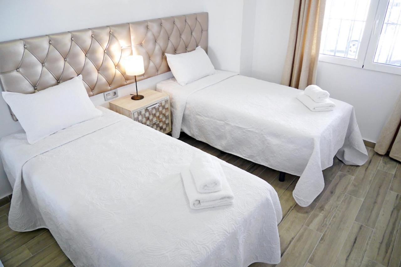 Neenies Nerja - Carabeo Luxury Apartment ภายนอก รูปภาพ